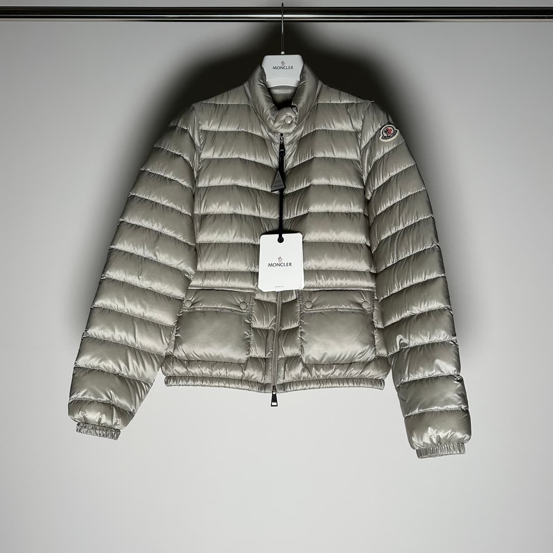 몽클레르 LANS 쇼트 다운 재킷 상품이미지1