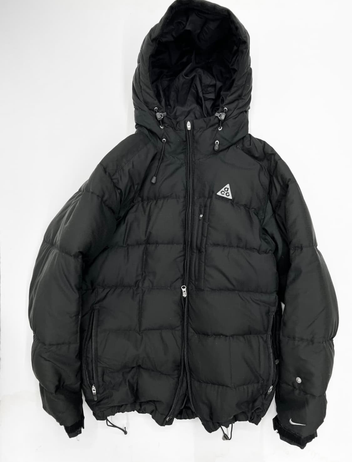나이키 ACG 패딩 상품이미지1