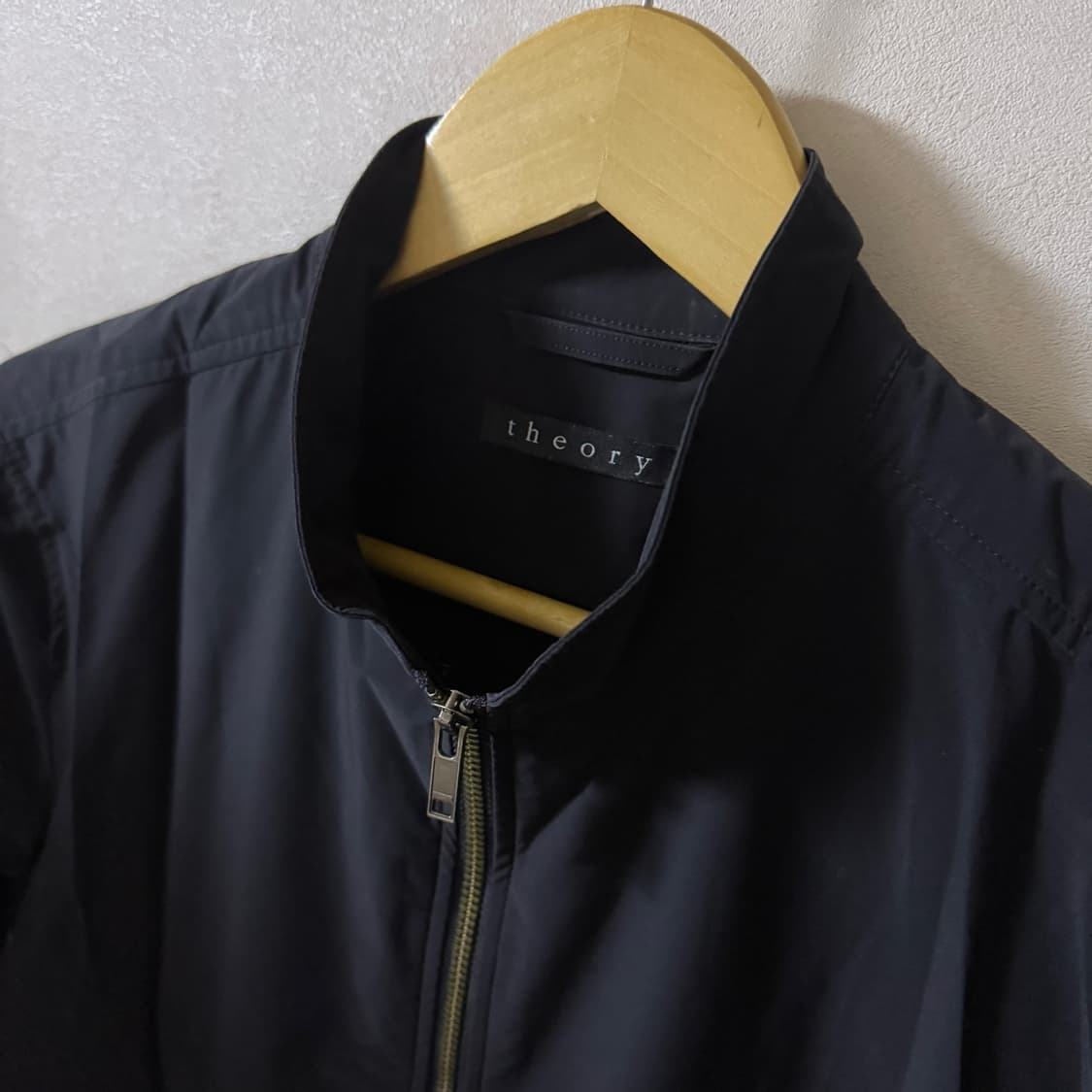 띠어리 남성 블루종 점퍼 블랙 XS (95) 상품이미지2