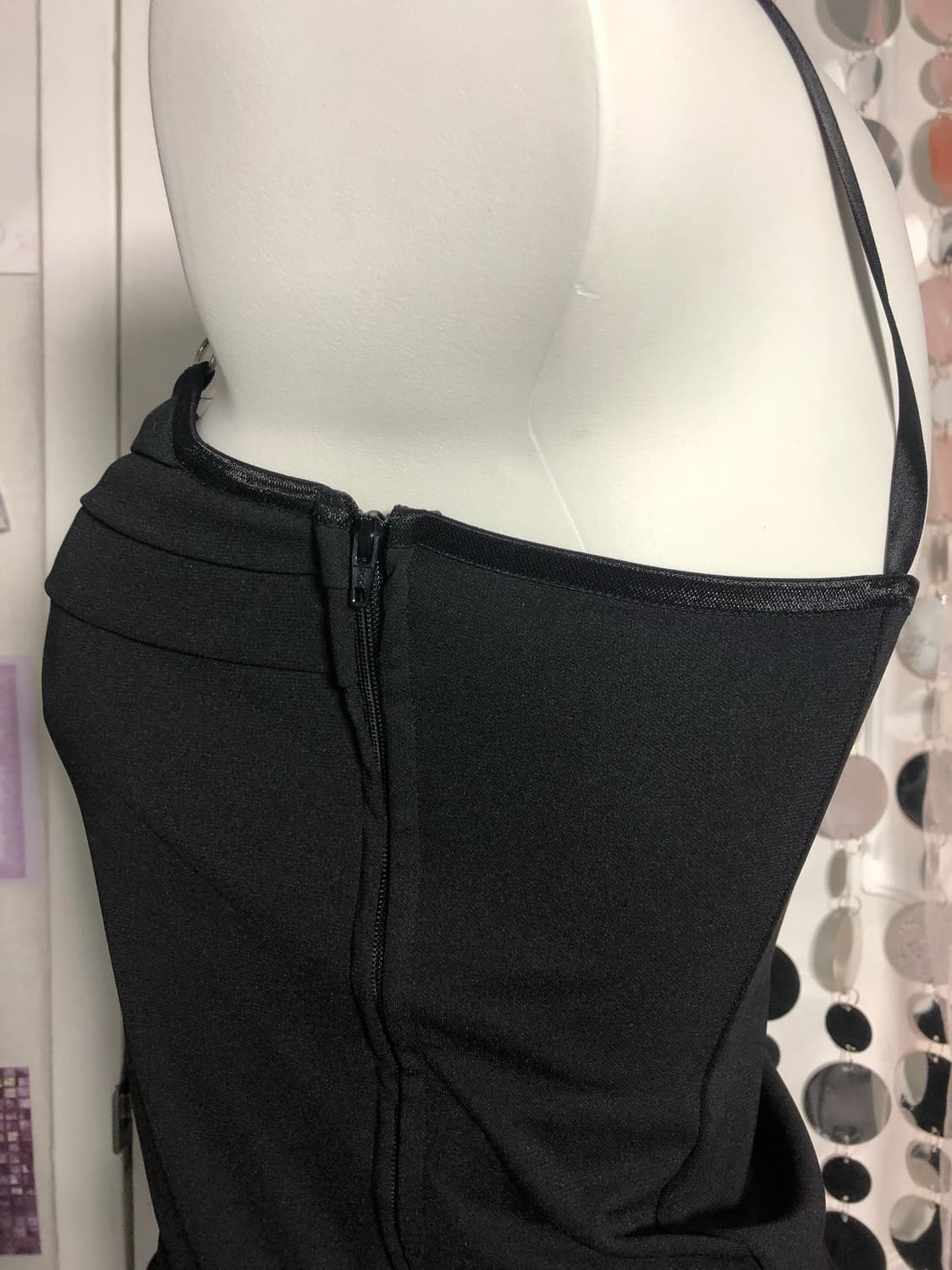 Black tuck sleeveless  상품이미지3