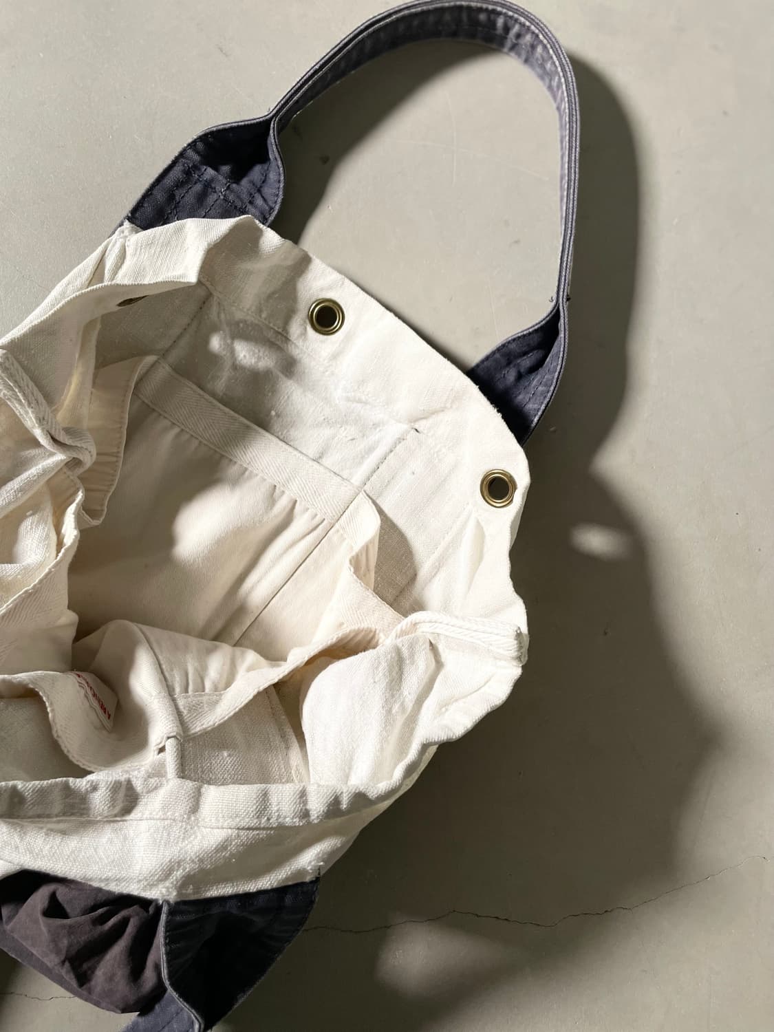 어 리인카네이션 키 Tote Bag 상품이미지6