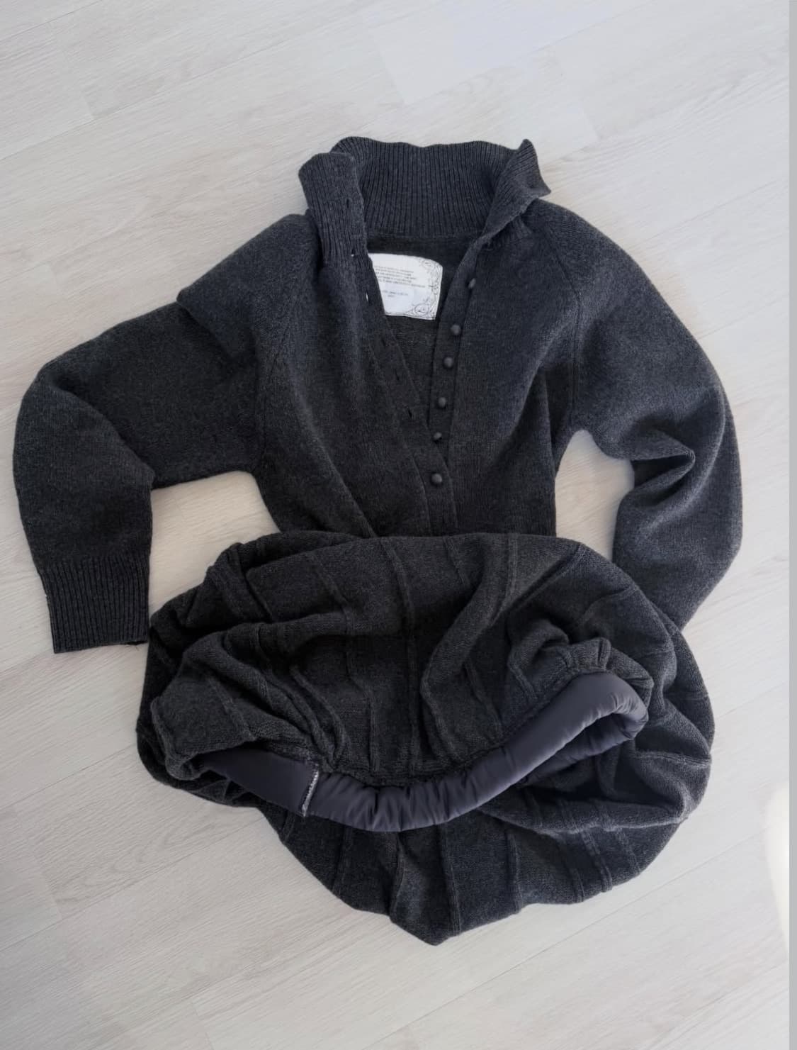 에옹쓰 eonts Roof Kintwear - Charcoal 상품이미지2