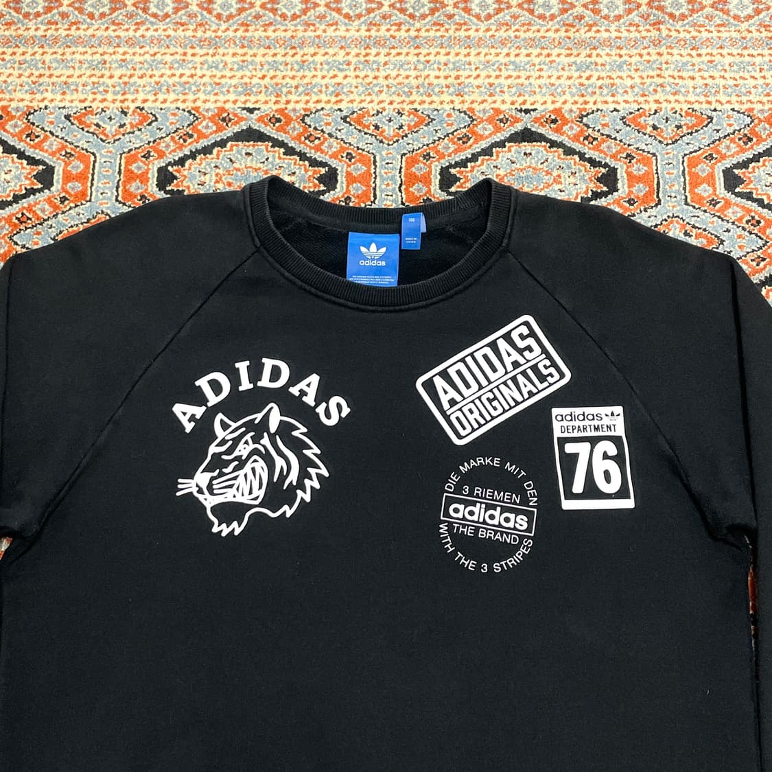  아디다스 오리지날 로고 크루 블랙 맨투맨 남성100 상품이미지2