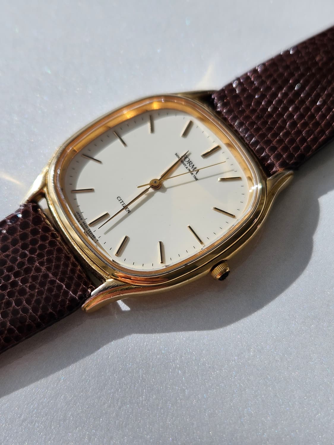 시티즌 FORMA 금장 가죽 손목시계 상품이미지4