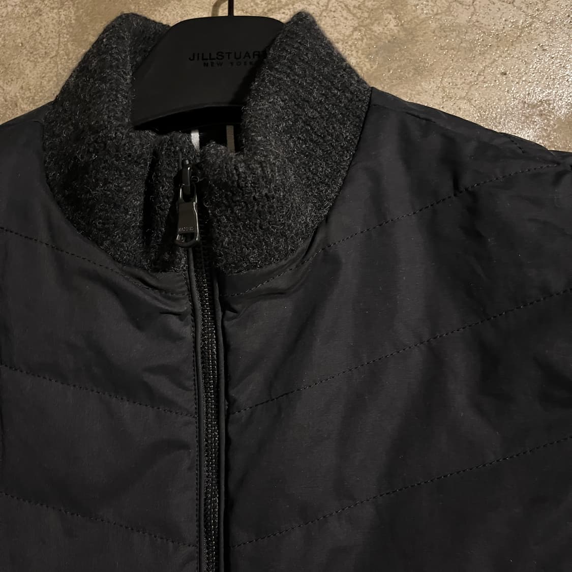 헤지스 패딩 베스트 상품이미지2