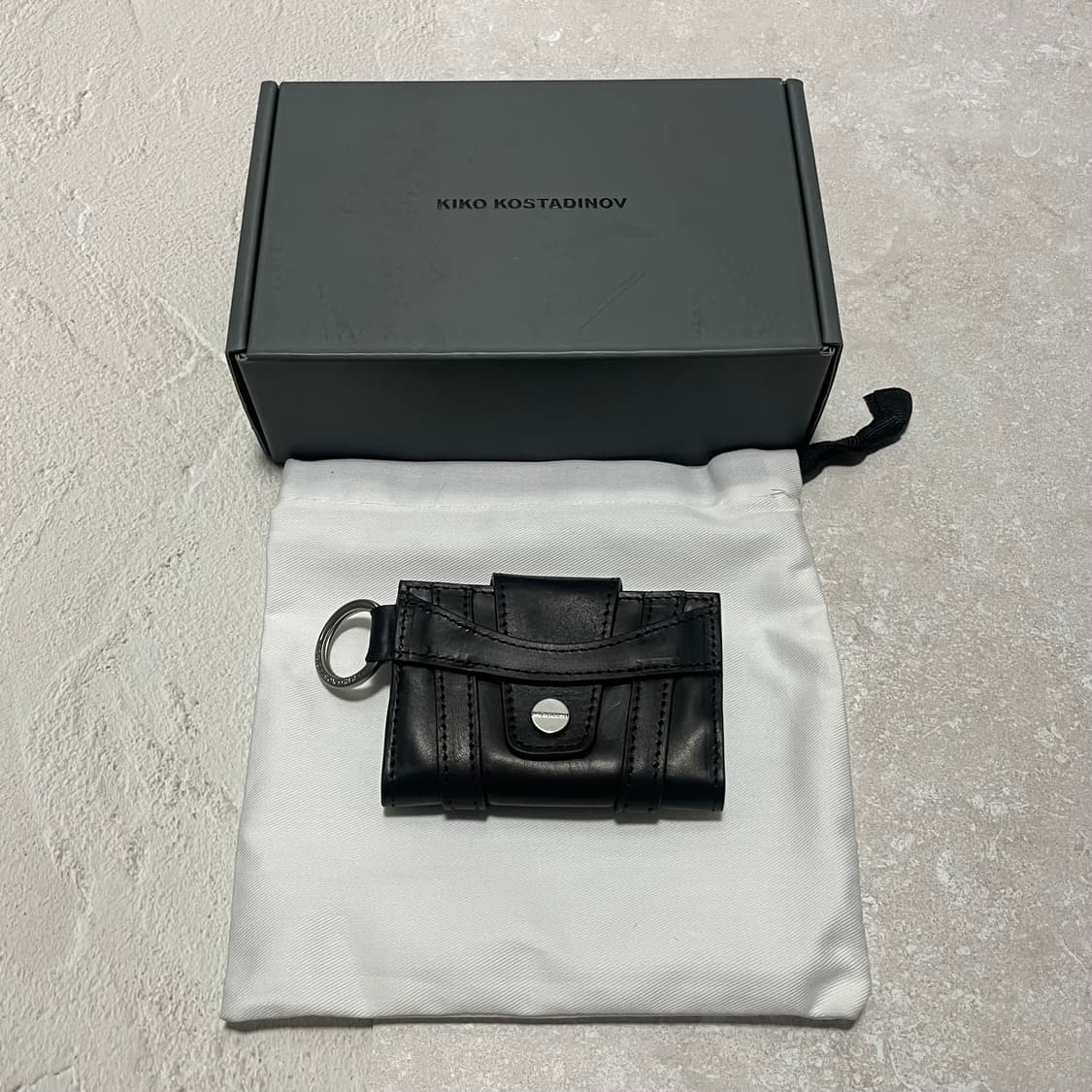 키코 코스타디노브 orvos 카드지갑 옵시디언 블랙 상품이미지3