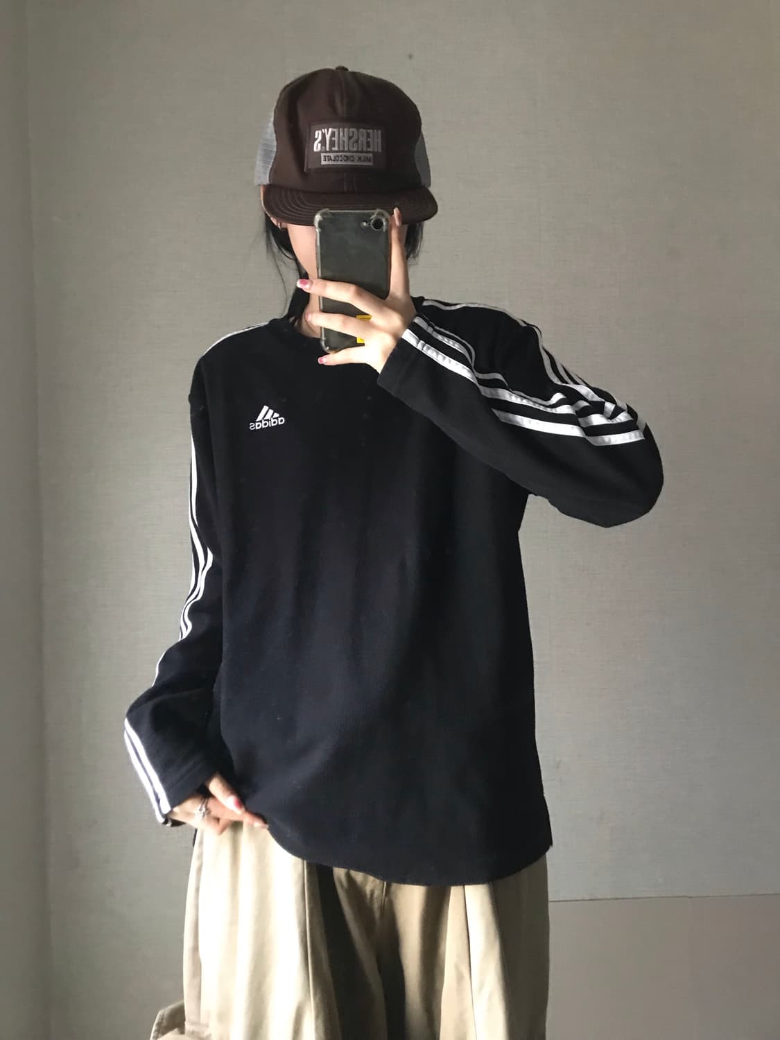 아디다스 블랙 후리스 롱슬리브 상품이미지3