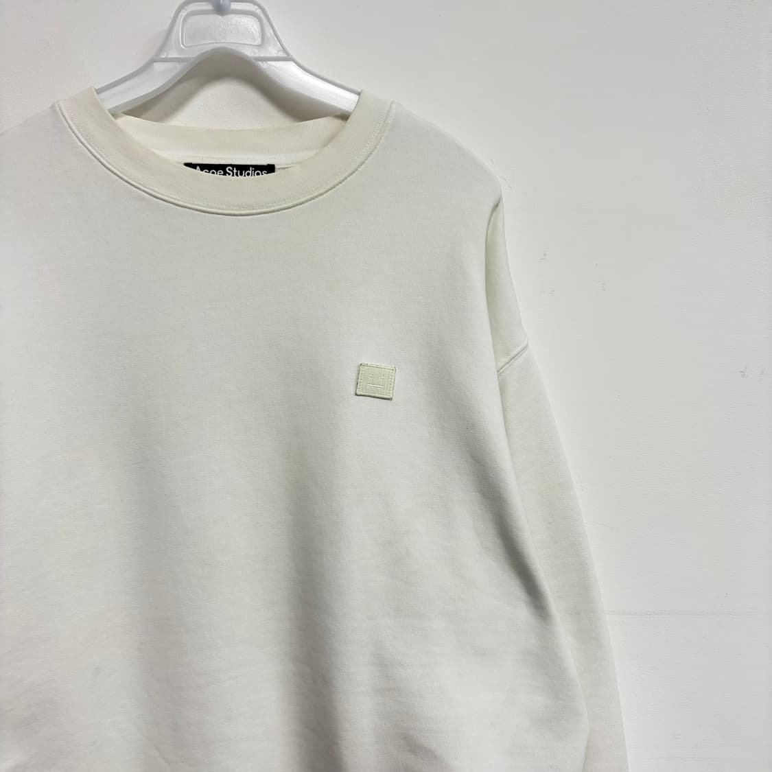 아크네스튜디오 맨투맨[1829] 상품이미지5