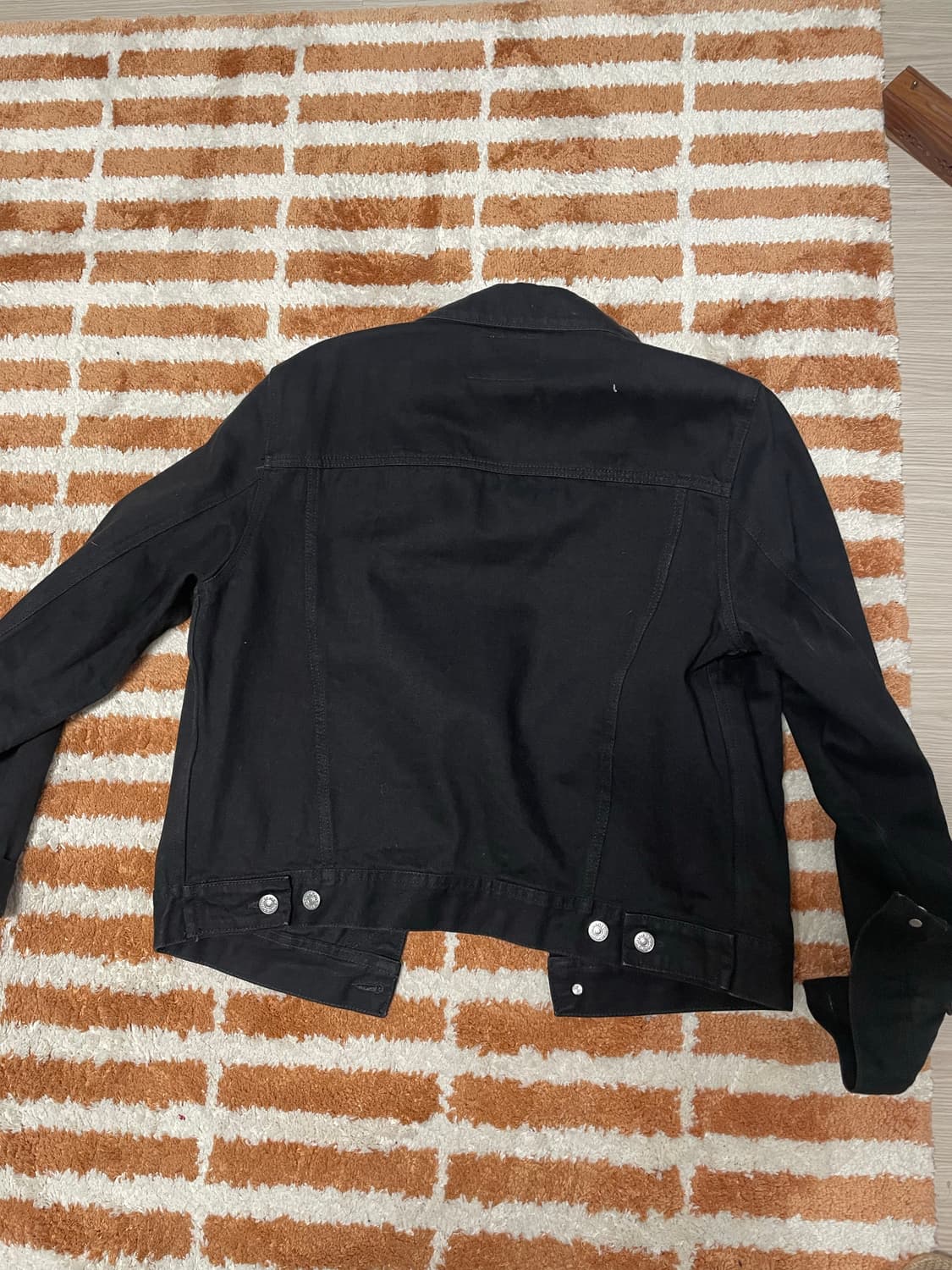 아크네 데님자켓 48 블랙 팝니다 상품이미지3