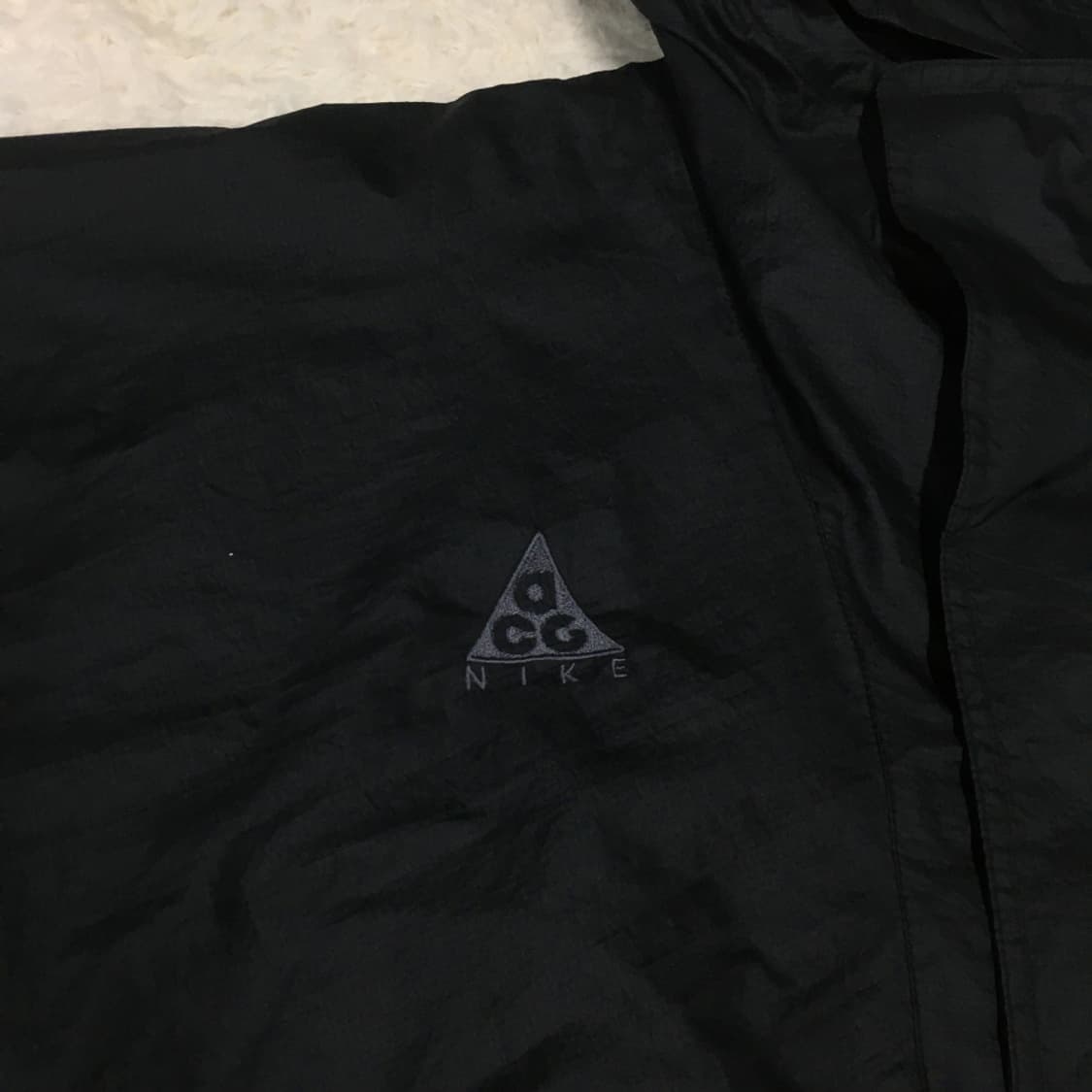 나이키 ACG 바람막이자켓 BB20


 상품이미지2