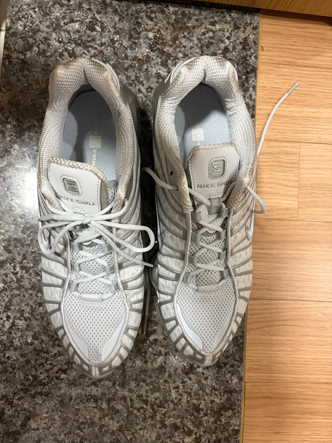 [w290]나이키 샥스 TL 퓨어 플래티넘 앤 메탈릭 실버 상품이미지2