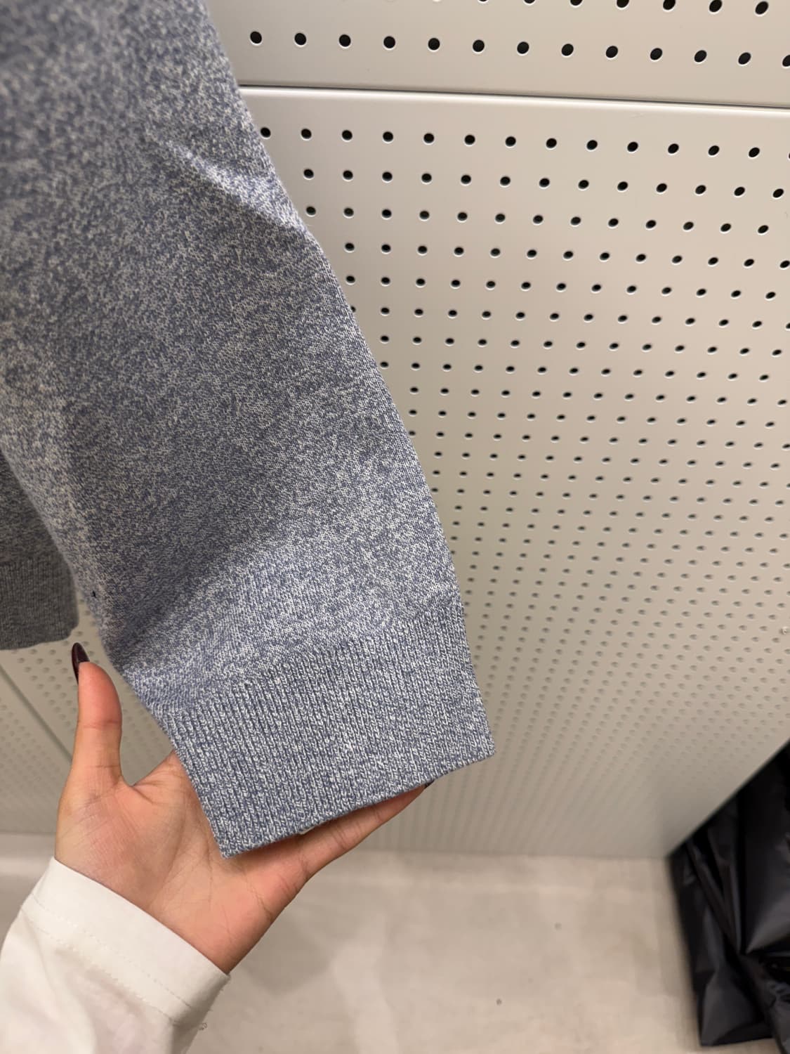 코스 울 니트 스웨터 그레이 U1115 상품이미지4