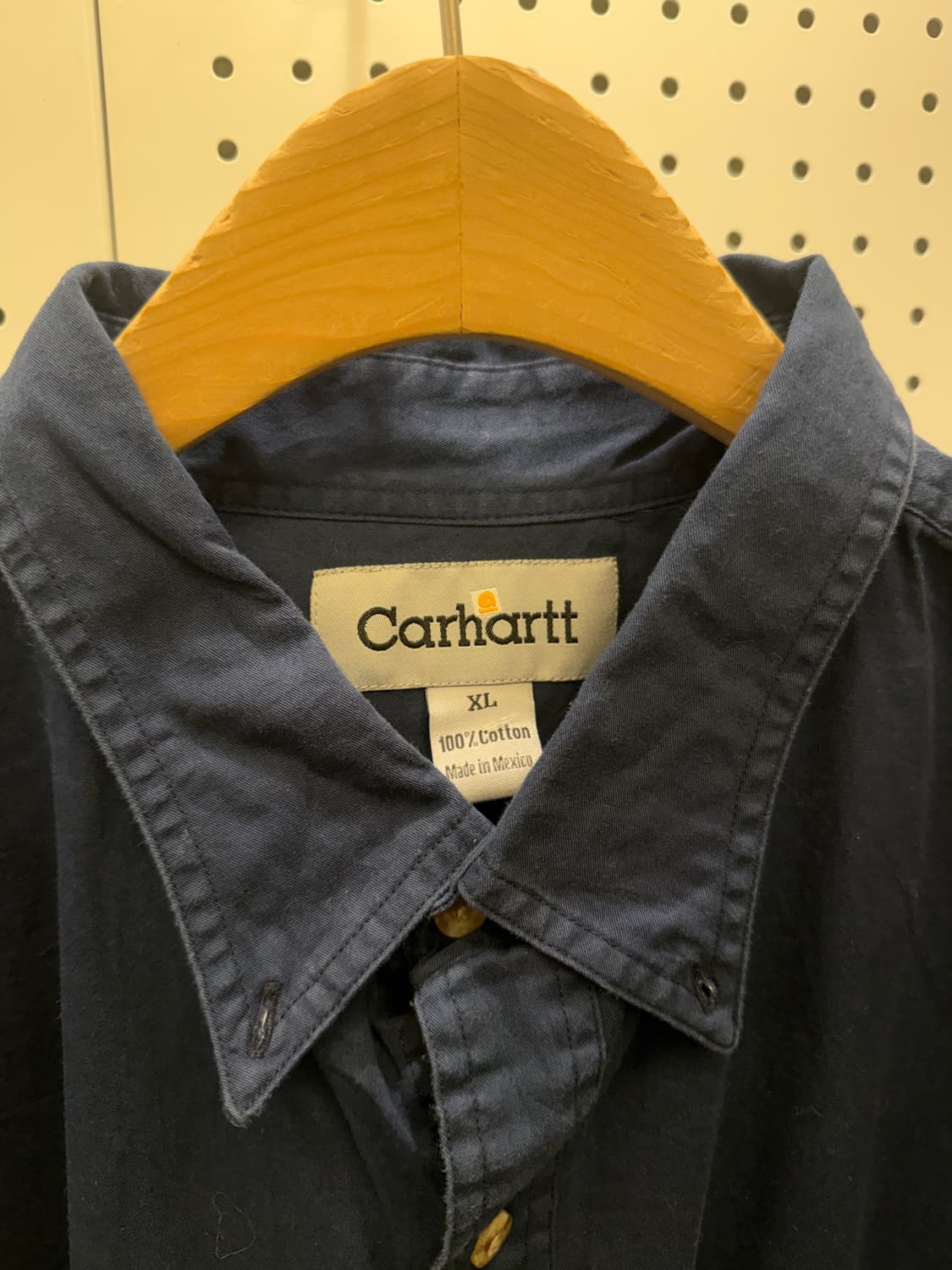 칼하트 네이비 원포켓 워크 셔츠  상품이미지4