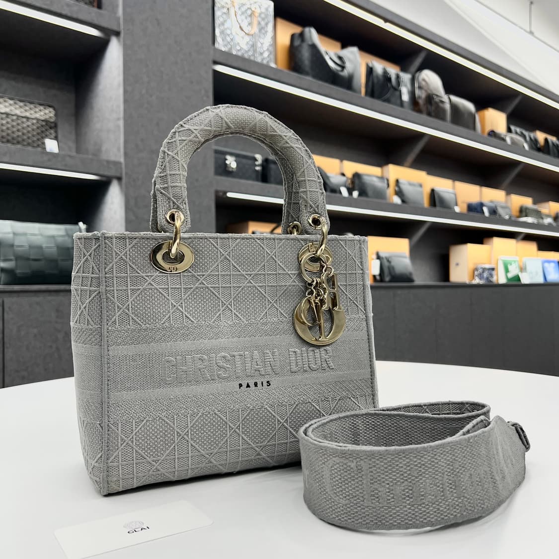 디올 레이디 디라이트 까나쥬자수 토트백 상품이미지3