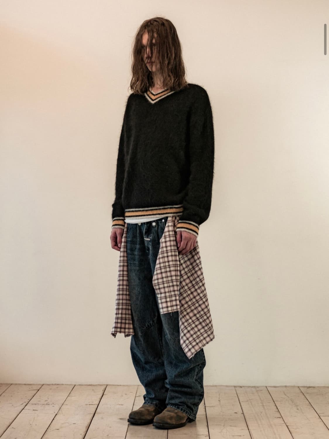 Thevinylhouse Shaggy V Neck Sweater 상품이미지6