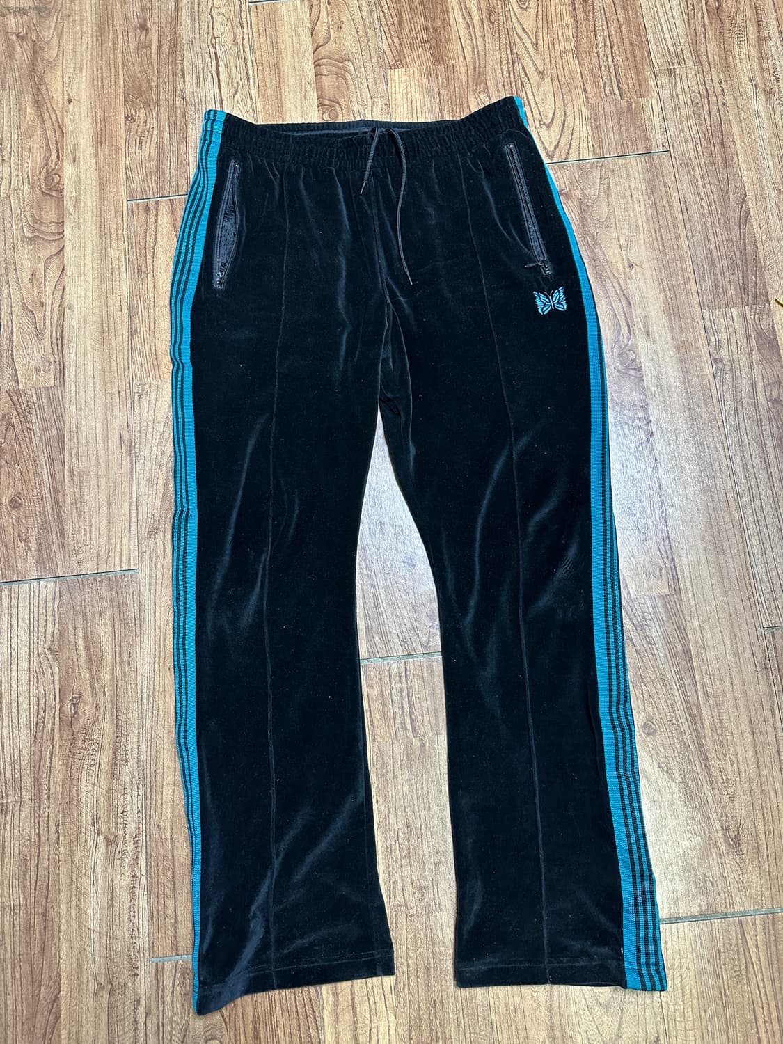 니들스 네로우 트랙팬츠 블랙 상품이미지5