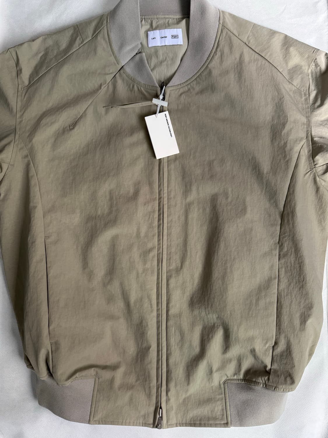 [M 새상품] 포스트아카이브팩션 paf 6.0 봄버 right 웜그레이 상품이미지2