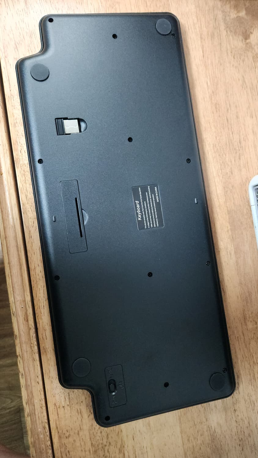 # 블루투스 무선 키보드, 터치패드 포함, 저소음 초박형키보드 급처 상품이미지10