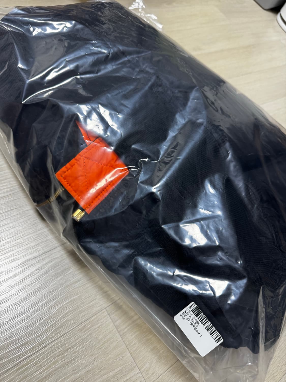 [m] 알파인더스트리 MA-1 블랙 봄버 자켓 상품이미지2