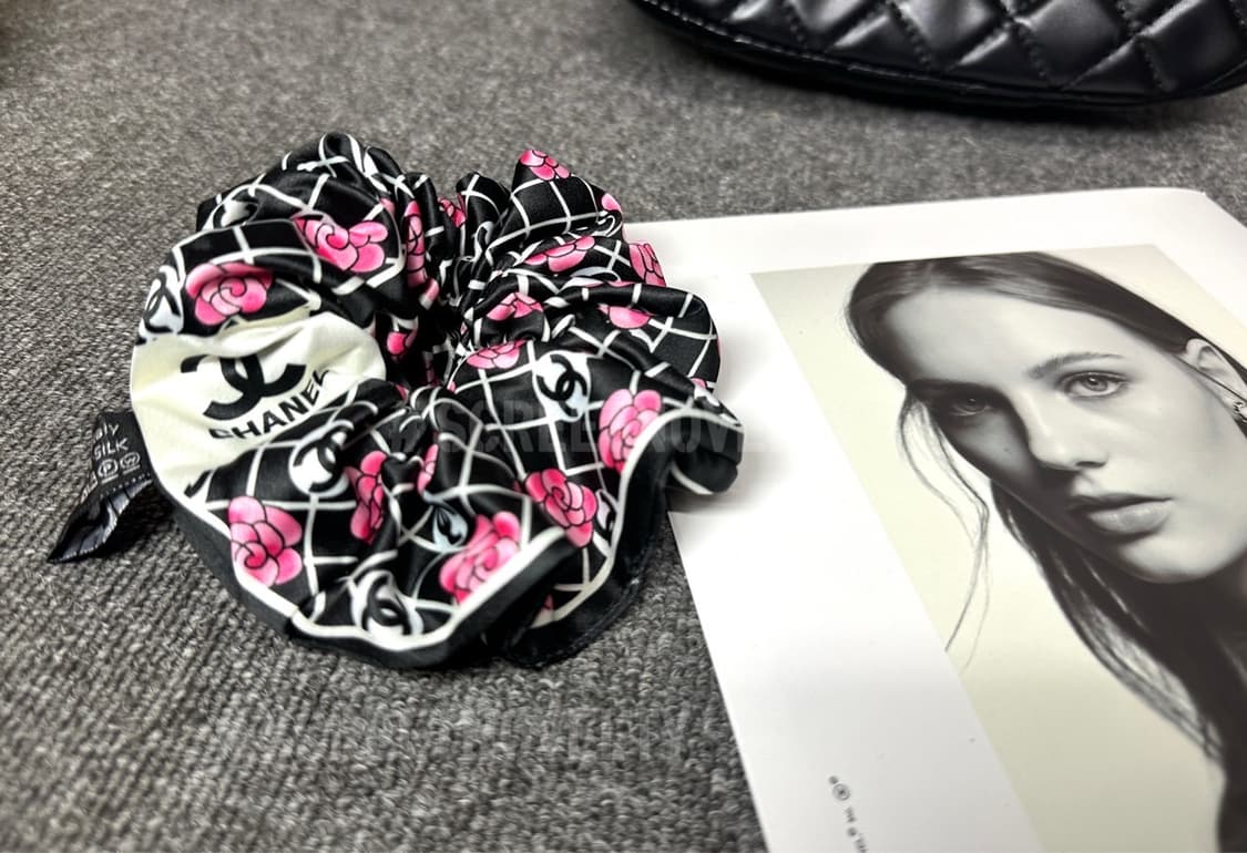 샤넬 까멜리아 핑크 헤어슈슈 상품이미지2