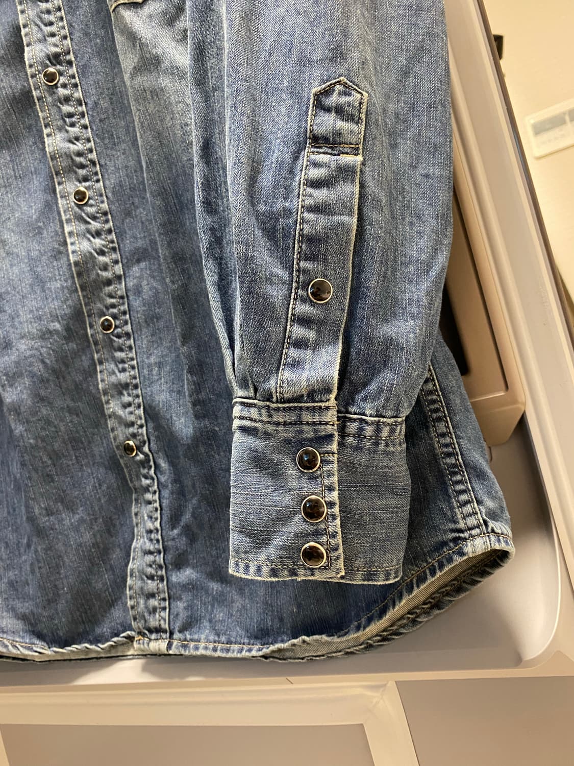 세비지 웨스턴 데님 셔츠 미드 블루  (L 사이즈) 상품이미지3