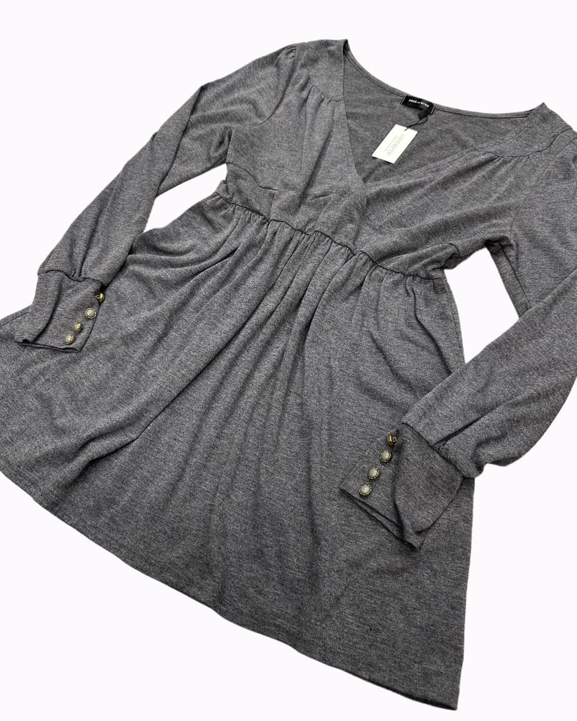 grey v-neck flare t-shirt 상품이미지2