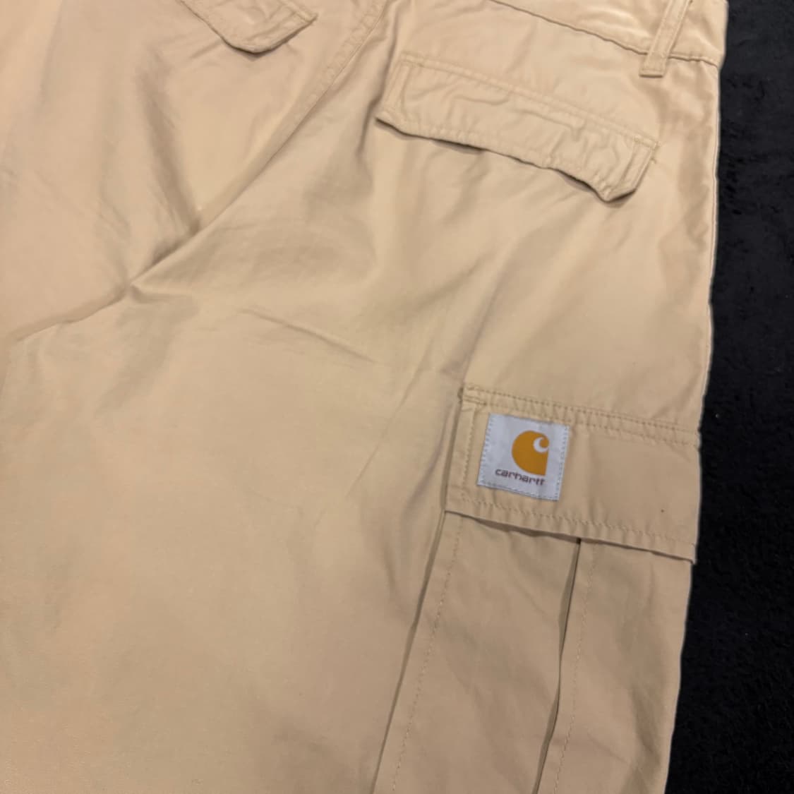 28 M 칼하트 베이지 핀턱 세미와이드 카고팬츠 상품이미지3