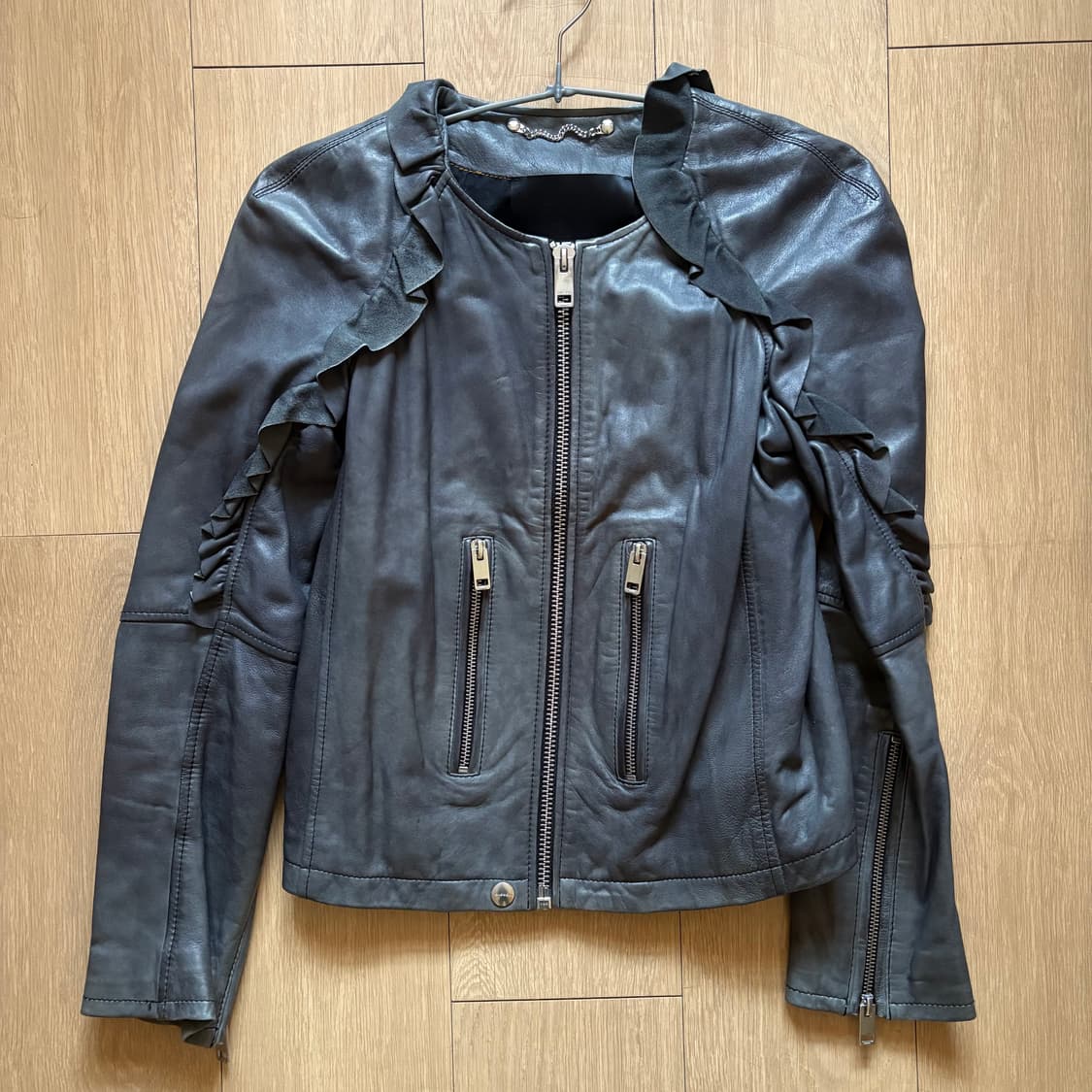 DIESEL 디젤 그레이 프릴레더자켓 상품이미지1