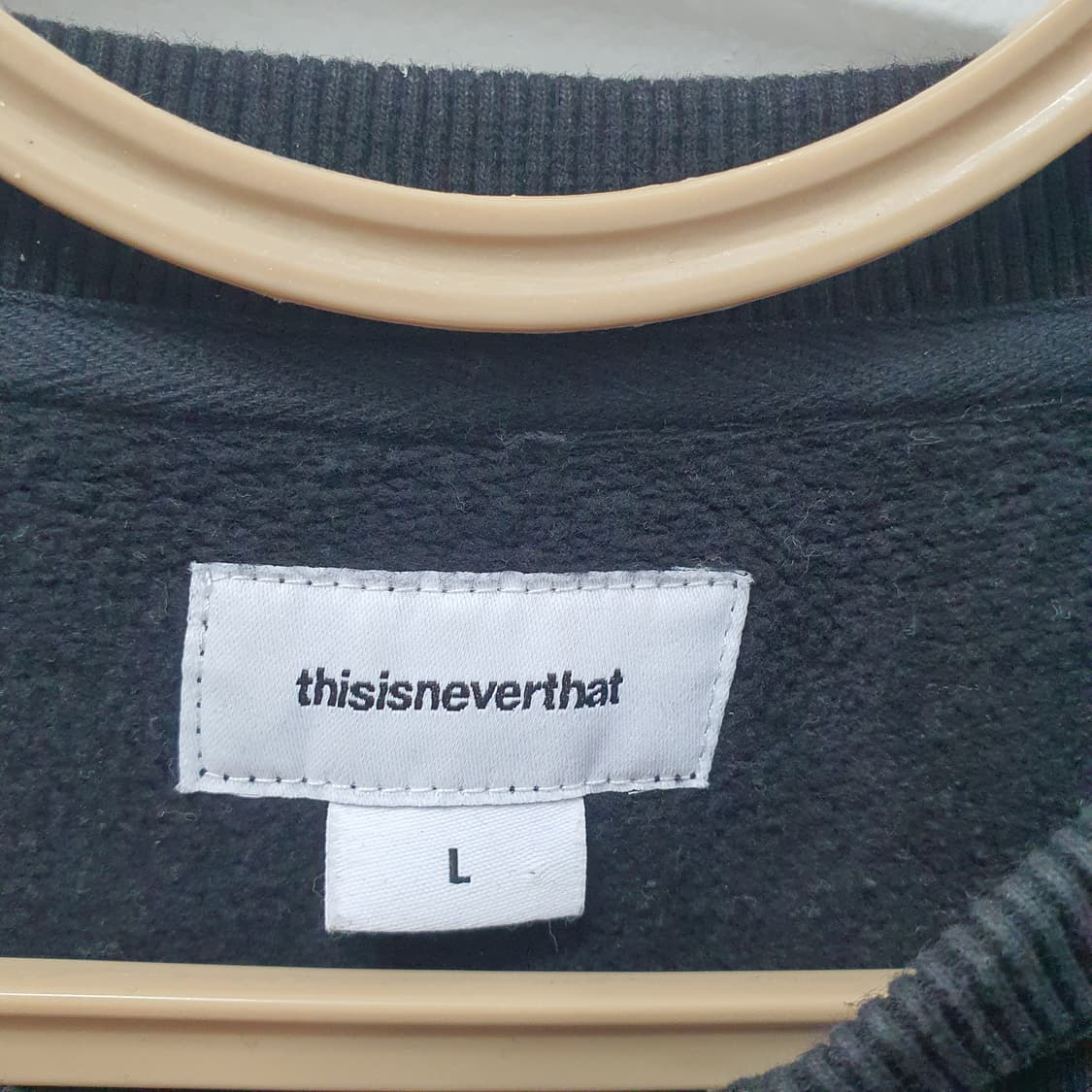 디스이즈네버댓 스웻셔츠 상품이미지3