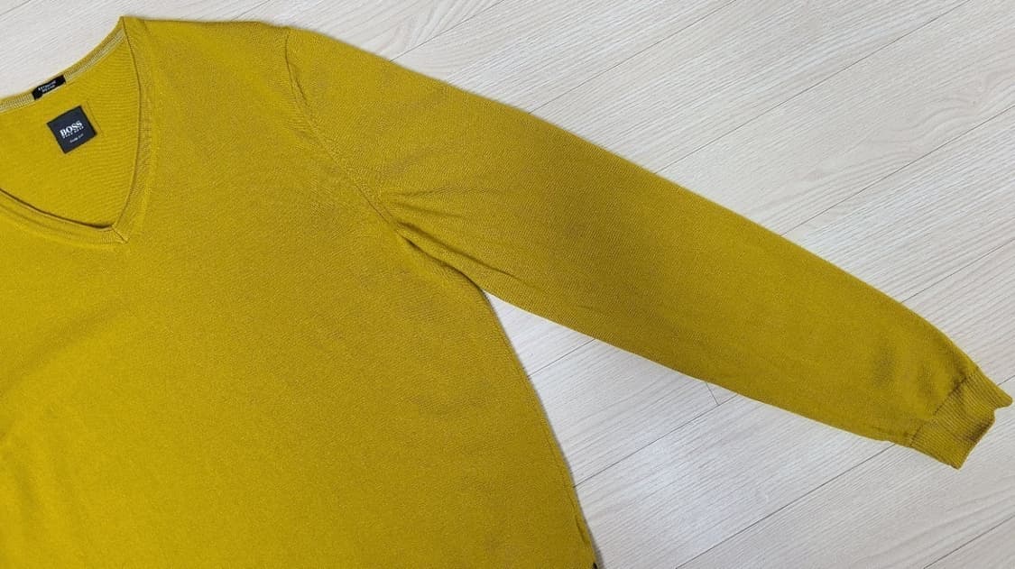 정품 휴고보스  니트 상품이미지3