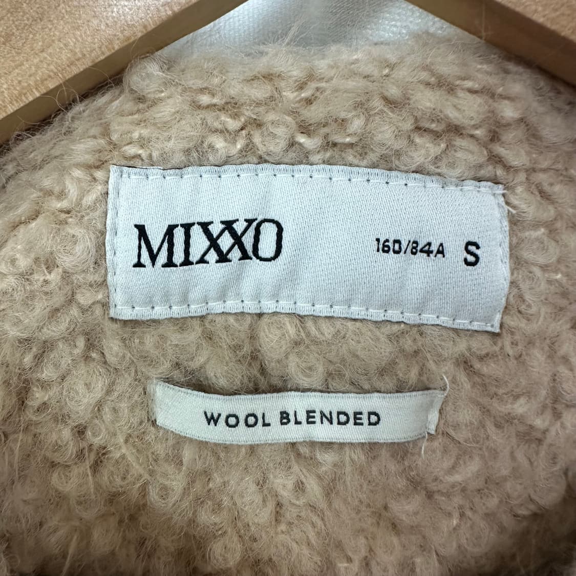 미쏘 여자 울 양모 금장버튼 자켓 S (44-55추천) 상품이미지7