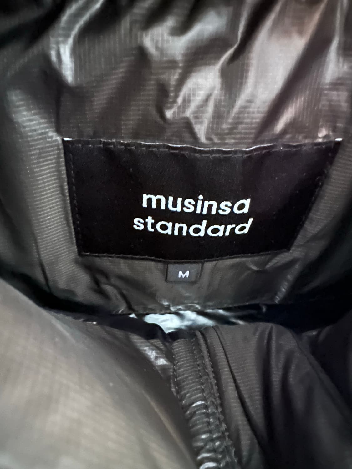 무탠다드(무신사) 다운 숏 패딩 디디쉘 느낌 상품이미지3