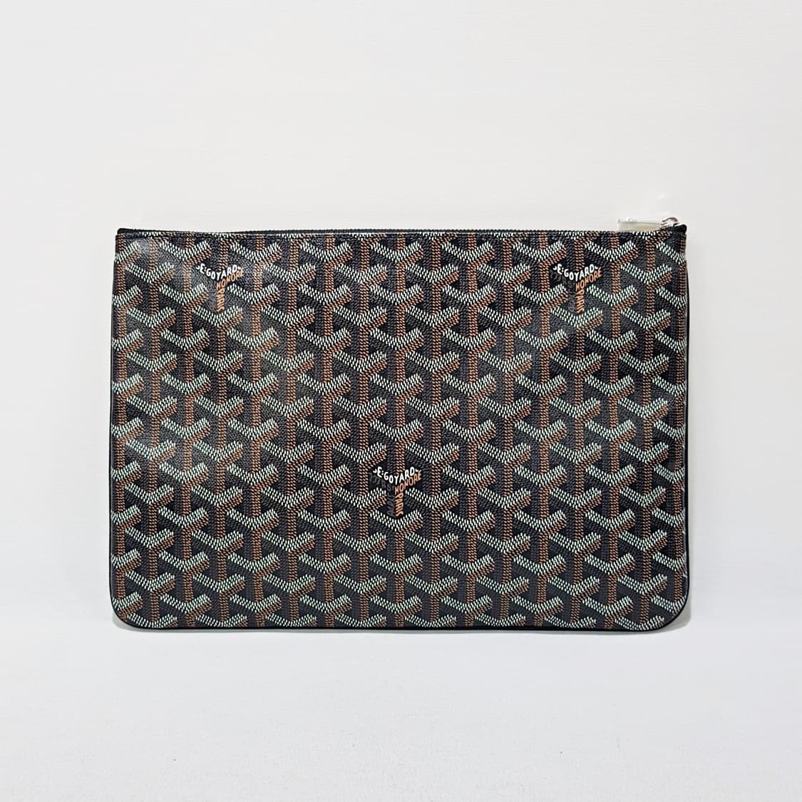 고야드 세나 클러치 MM 블랙  상품이미지4