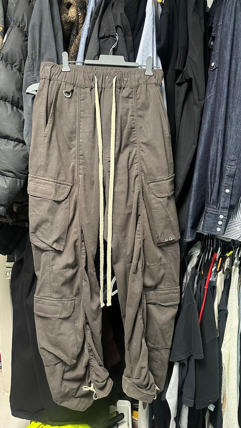 이그노어 브라운 카고 포켓 트레이닝 팬트 상품이미지1