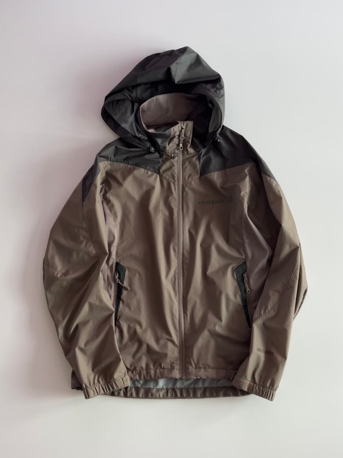 몽벨 다크 베이지 바람막이 100 상품이미지3