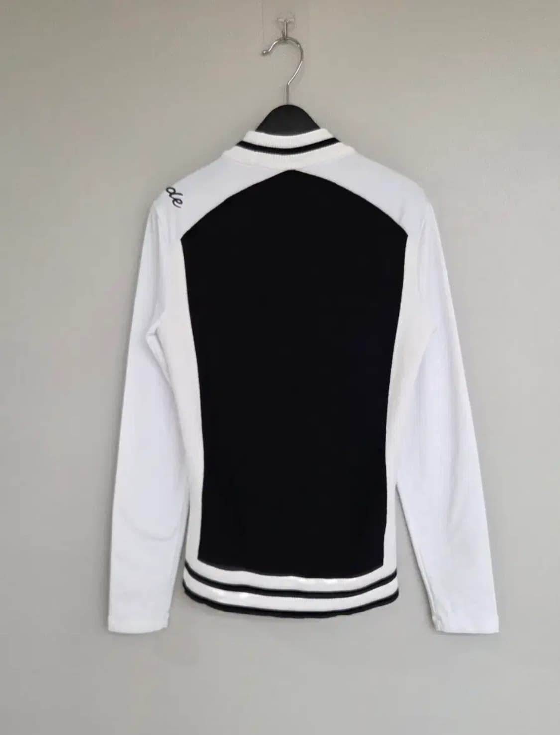 테일러메이드  여성 골지니트블럭 하프이넥 골프 니트 66사이즈 상품이미지3