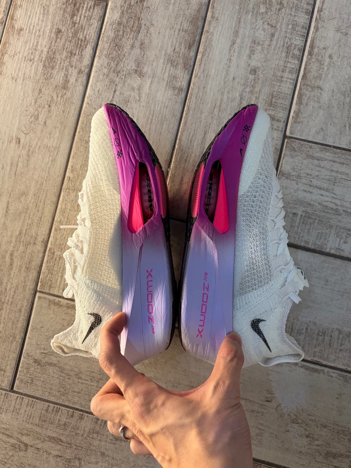 나이키 알파플라이 W235 판매 상품이미지3