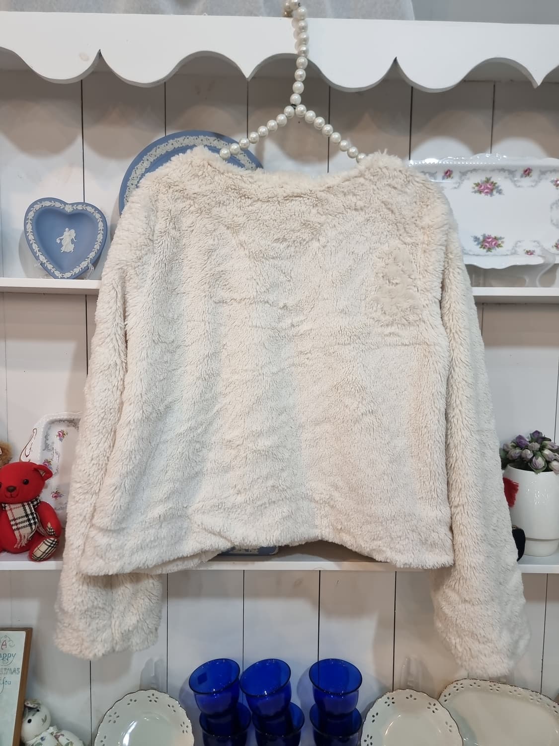 COLZA(콜자) 아이보리 페이크퍼 노카라 숏 자켓 상품이미지4