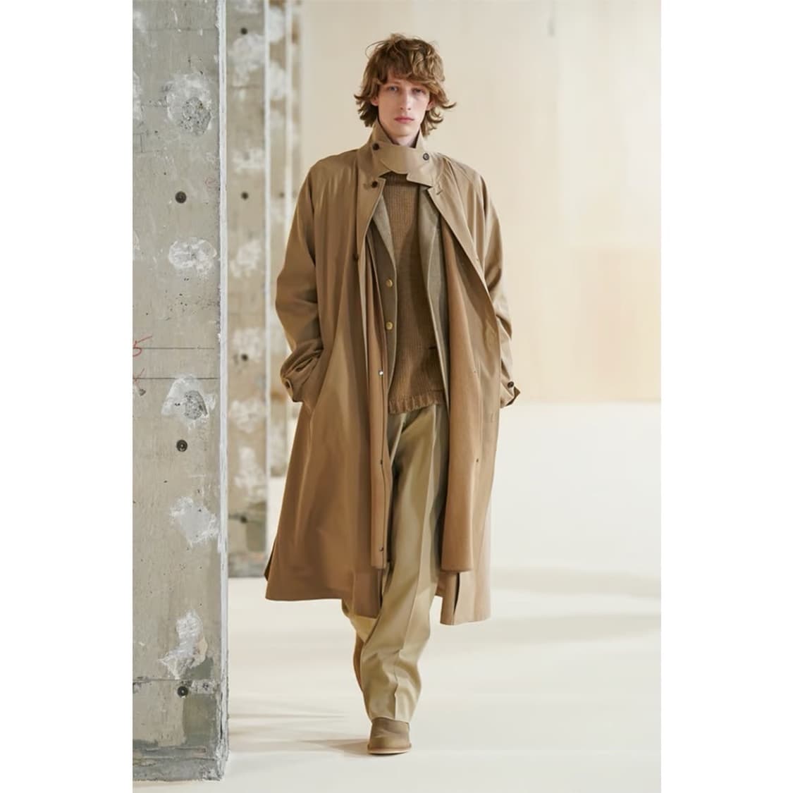 오라리 코튼 개버딘 트렌치코트 상품이미지5