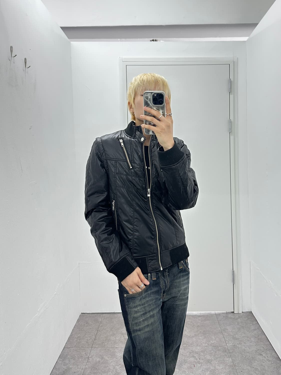 IKKA Detachable Sleeve Zip Detail Padded 상품이미지9