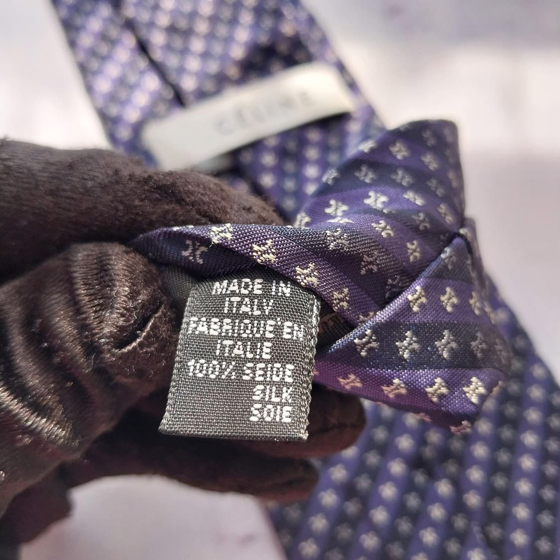 셀린느 실크 네이비 트리오페 패턴 넥타이 8.3cm A+등급 K2266
 상품이미지10