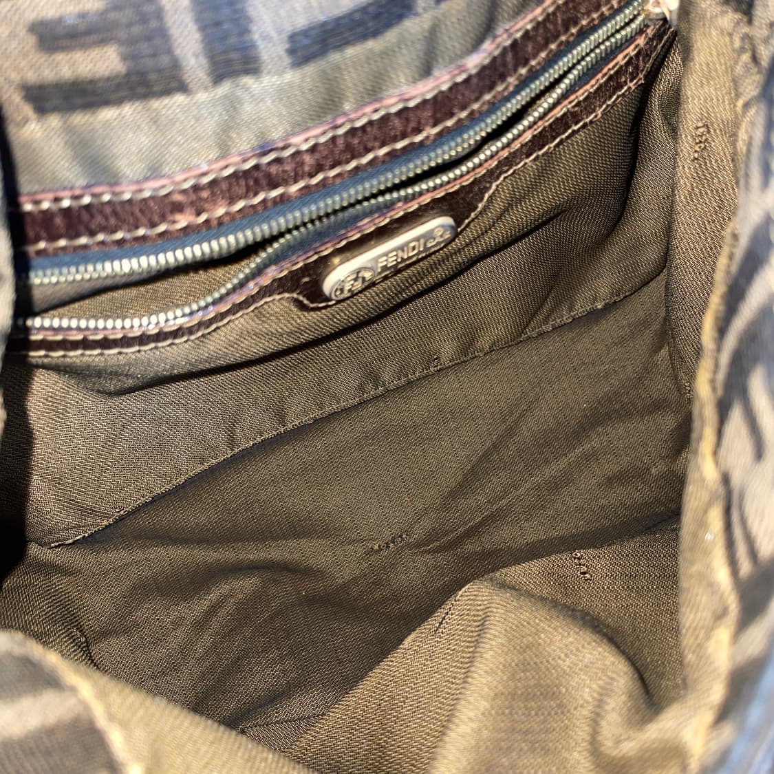 빈티지 펜디 FF 주카패턴 맘마숄더백 상품이미지7
