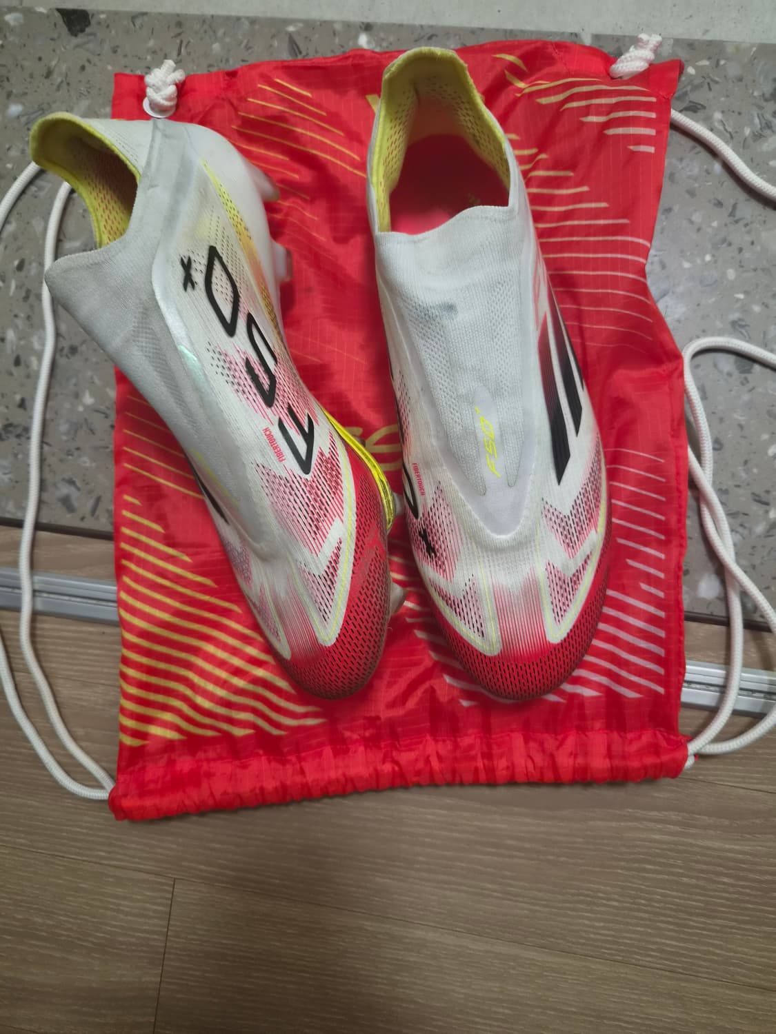 아디다스 F50+ 275 상품이미지1