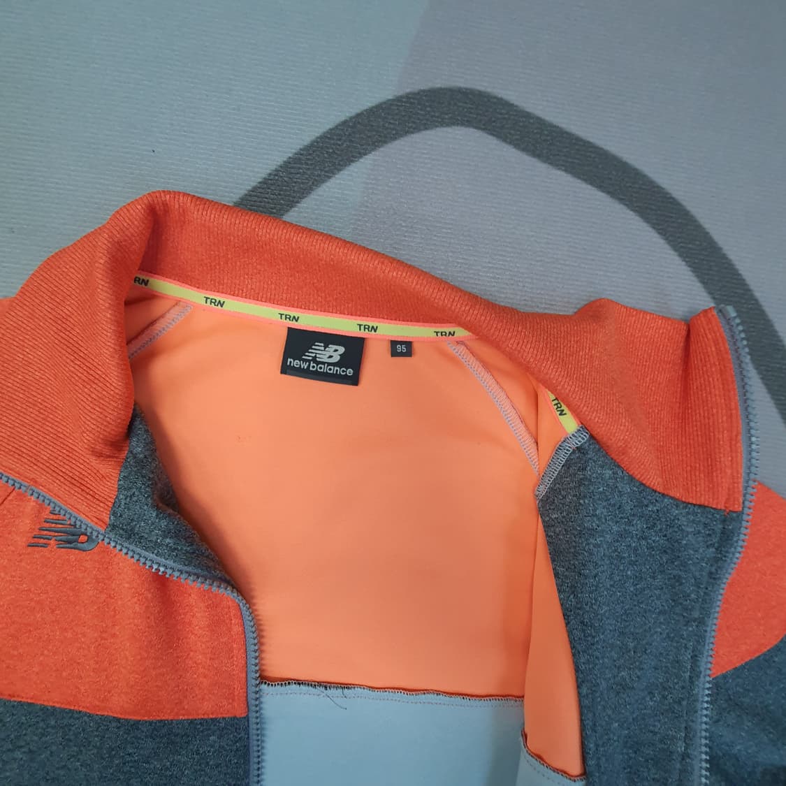 뉴발란스 간절기 집업자켓 공용95 상품이미지6