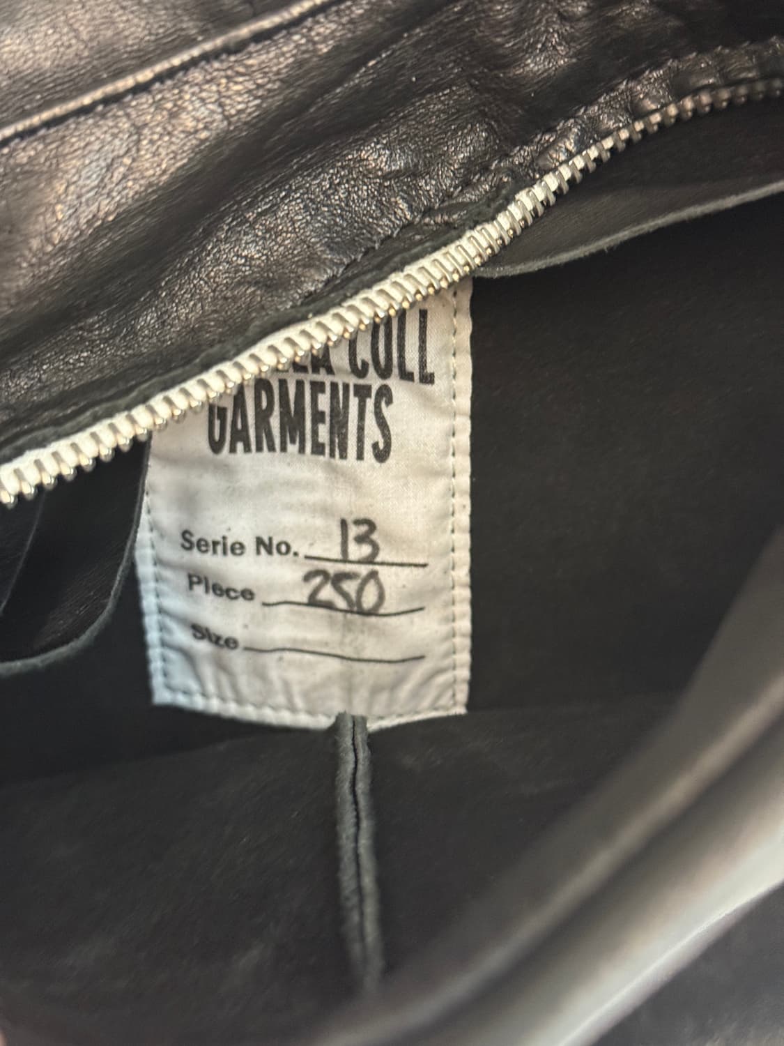 No.250 Leather Crossed Bag, Black 상품이미지3