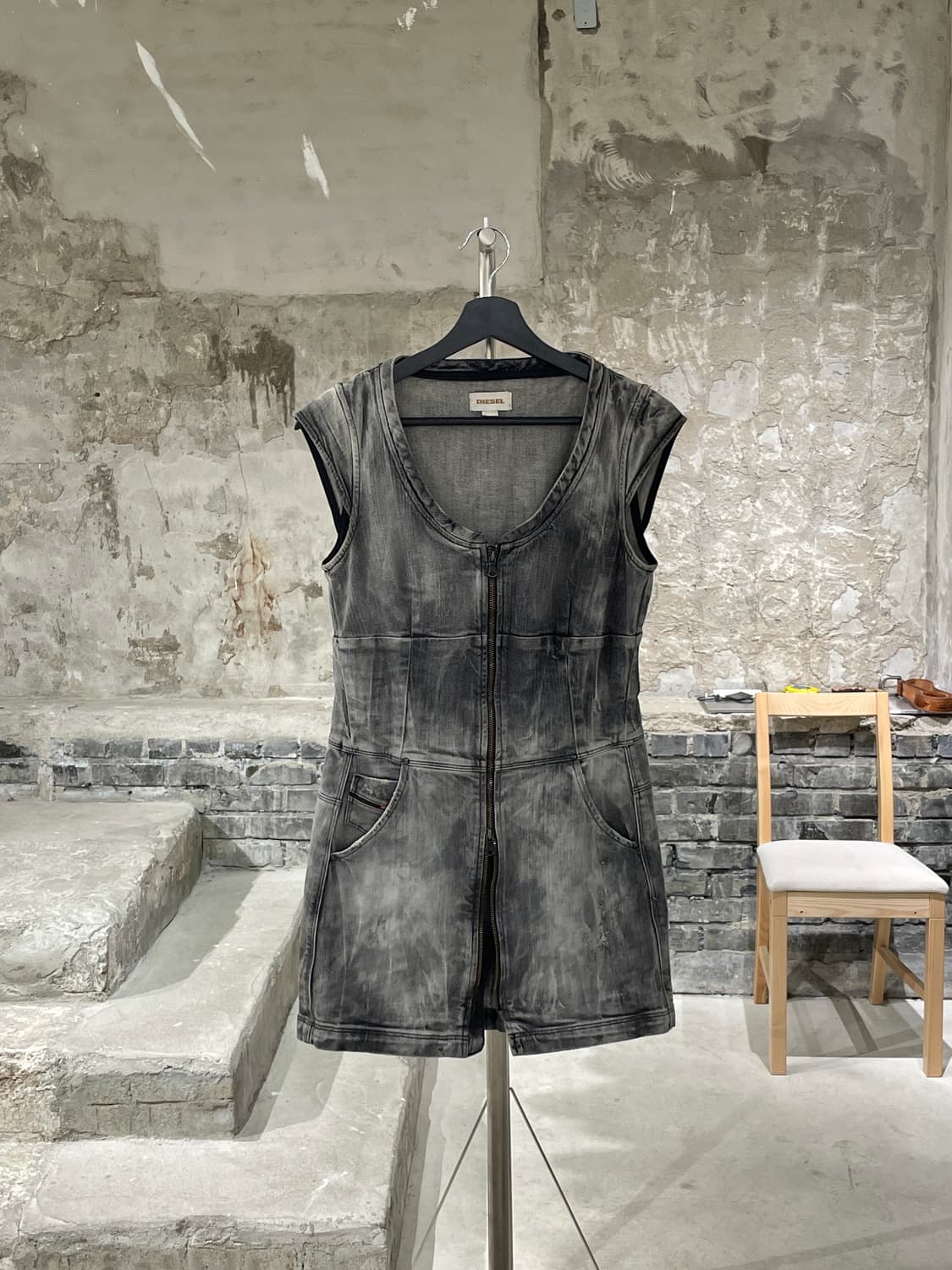 디젤 흑청 투 웨이 집업 워싱 데님 미니 원피스 상품이미지1