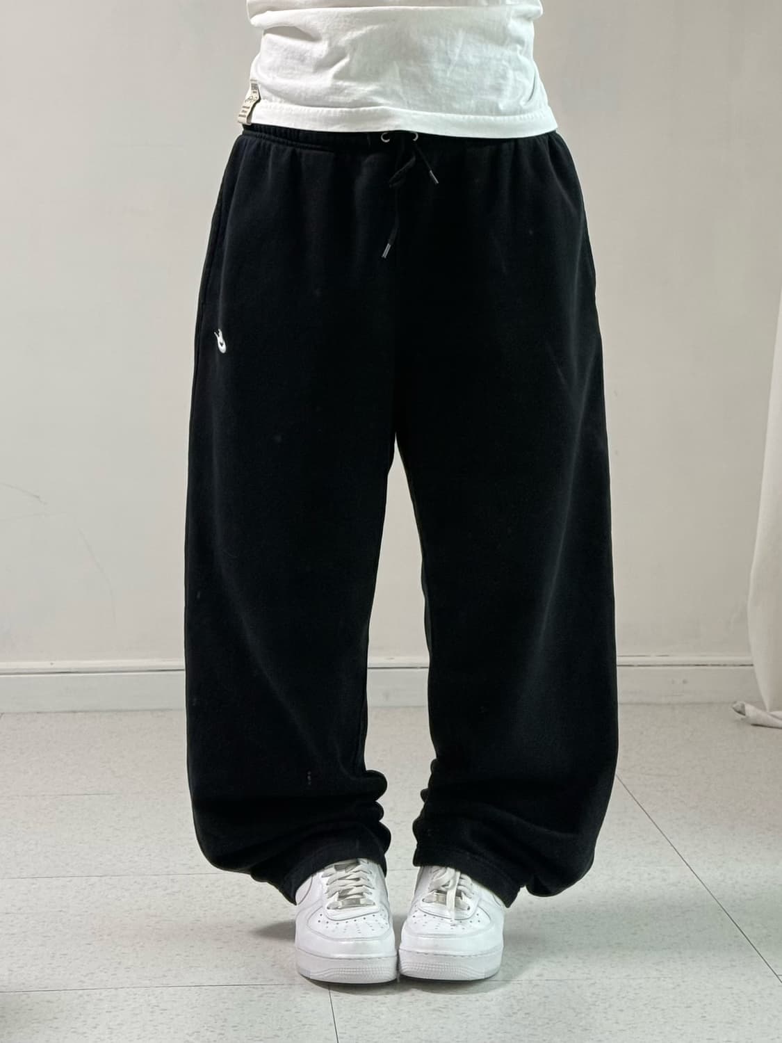 나이키 블랙 코튼팬츠 상품이미지1