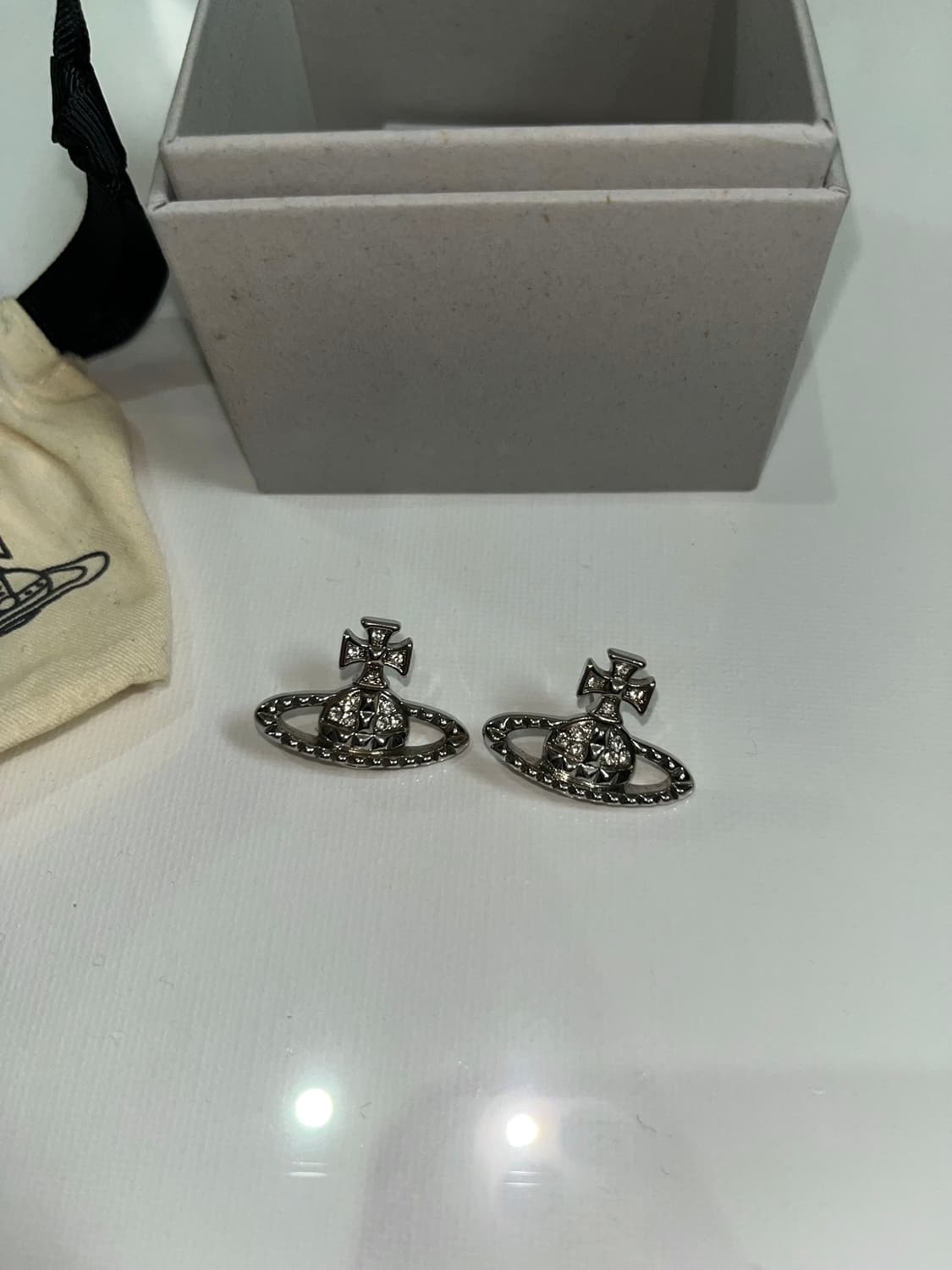 비비안웨스트우드 orb 귀걸이 상품이미지3