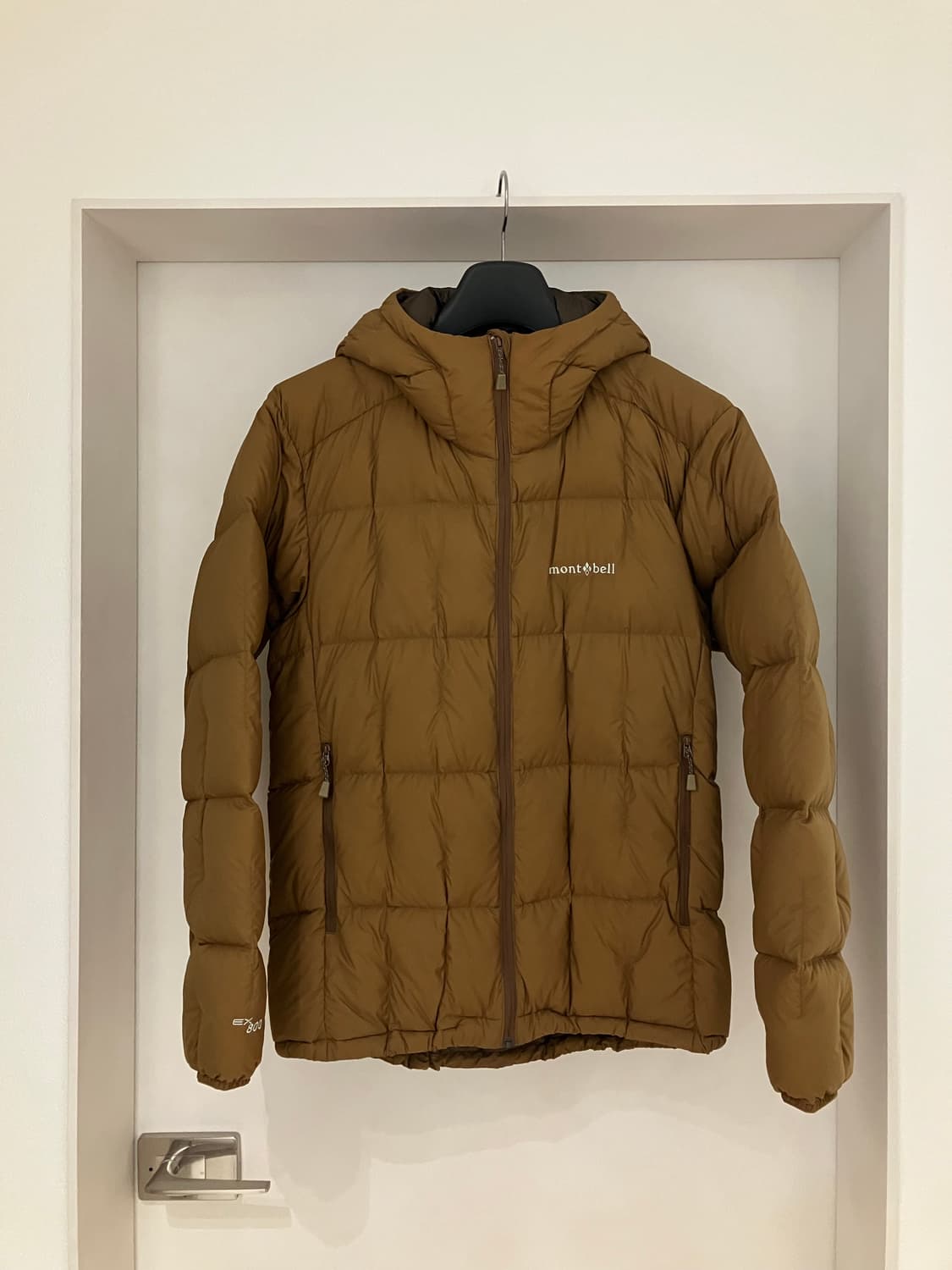 몽벨 다운 자켓  상품이미지1