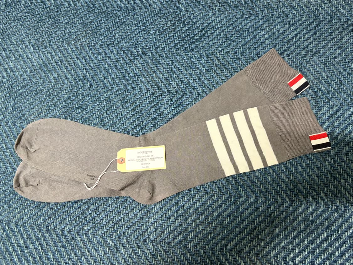 톰브라운 남성 미드 카프 삭스 MED GREY (살짝하자) 상품이미지1